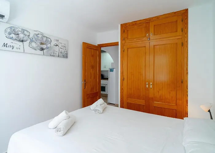 公寓 Apartmento Caribe Centro Casasol 内尔哈